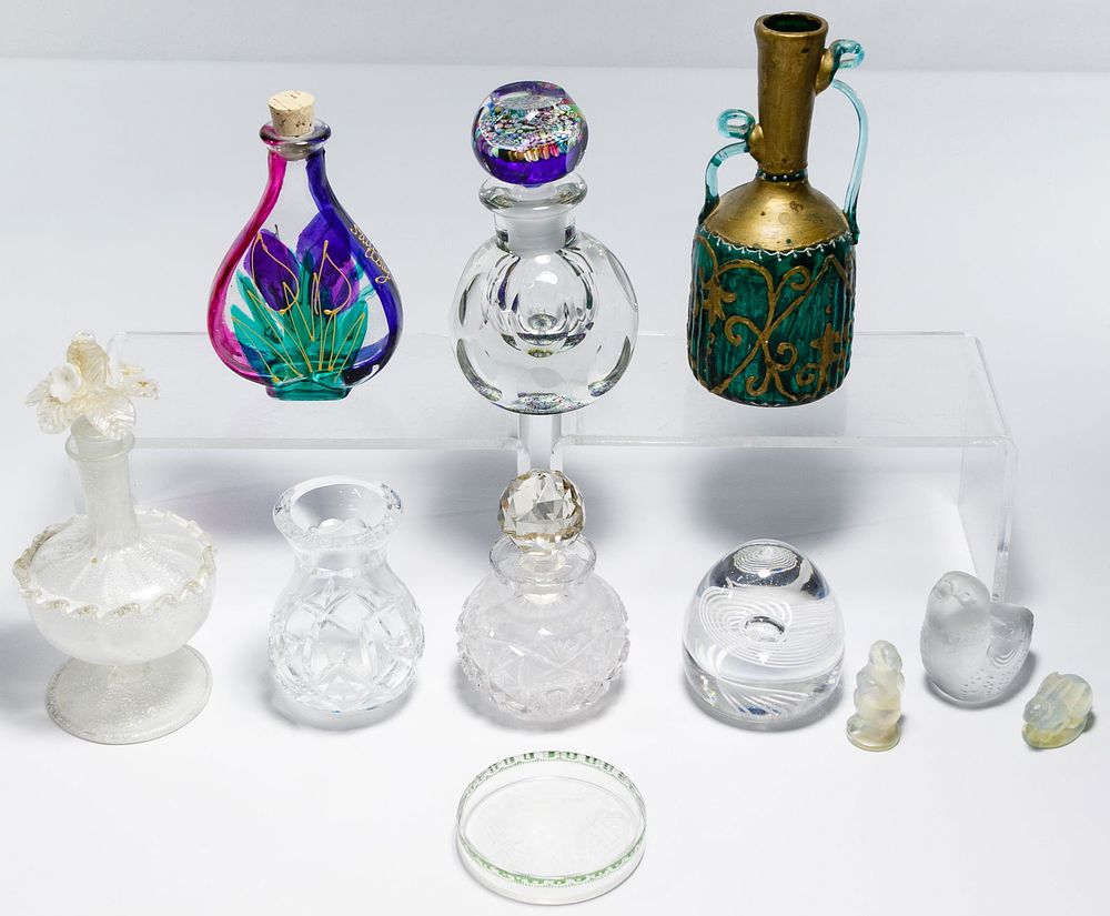 Lot 463: Art Glass Assortment