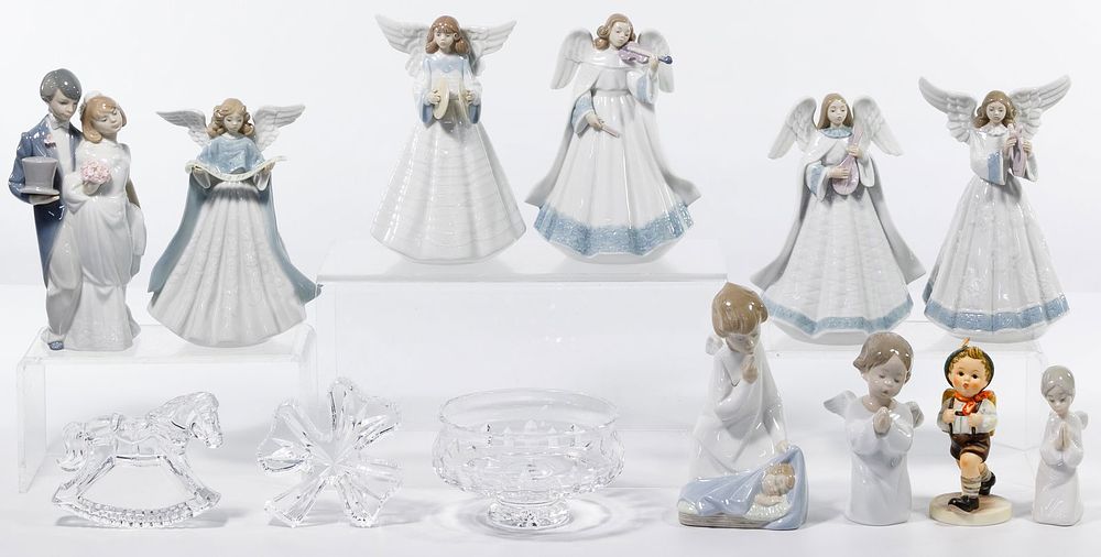Lot 509: Lladro Figurine and Waterford Assortment