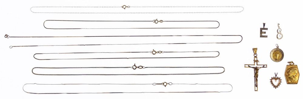 Lot 158: 14k Gold Jewelry Assortment