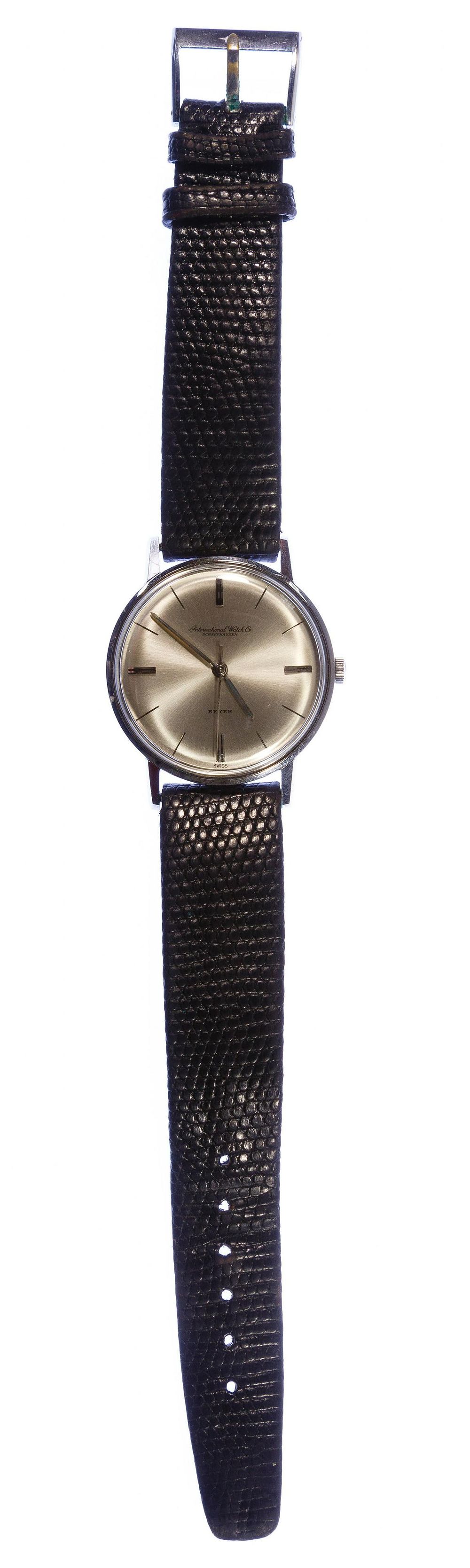 Lot 337: International Watch Schaffhausen 'Beyer' Wrist Watch
