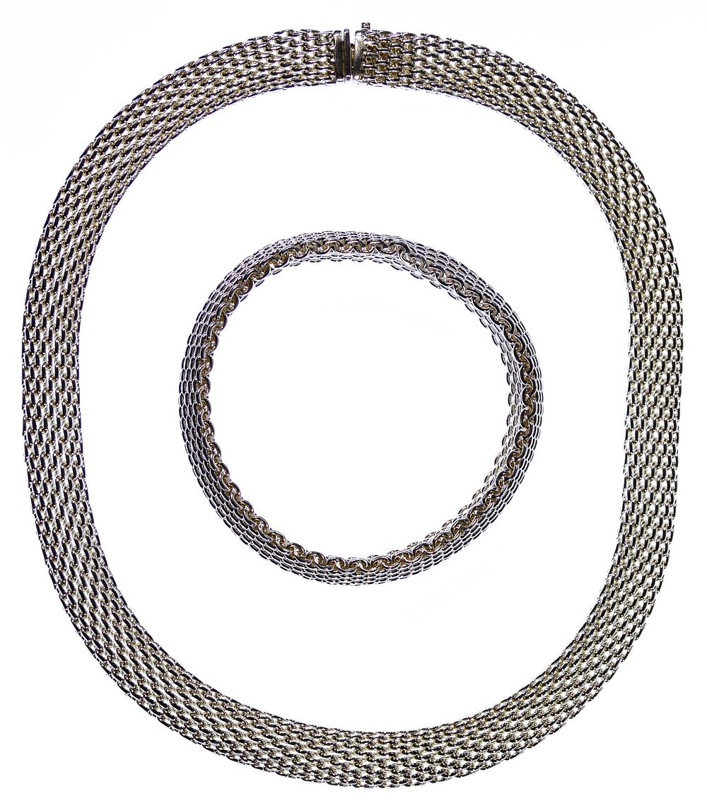Lot 346: Tiffany & Co Sterling Silver 'Somerset' Mesh Necklace
