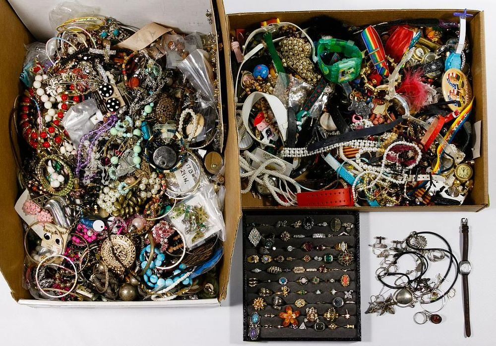 Lot 366: Sterling Silver, Costume Jewelry and Wrist Watch