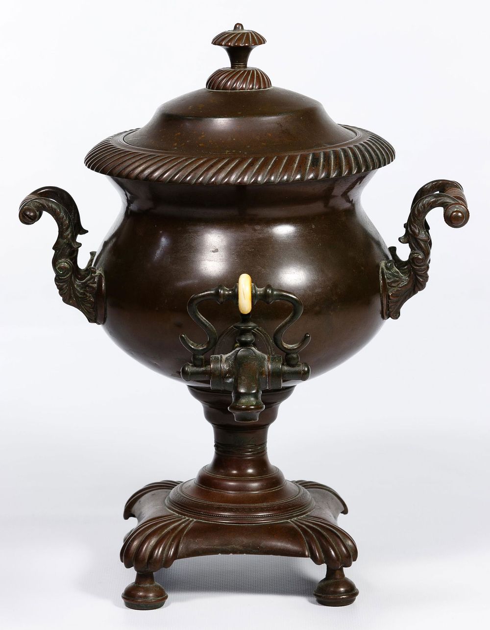 Lot 165: Copper Samovar