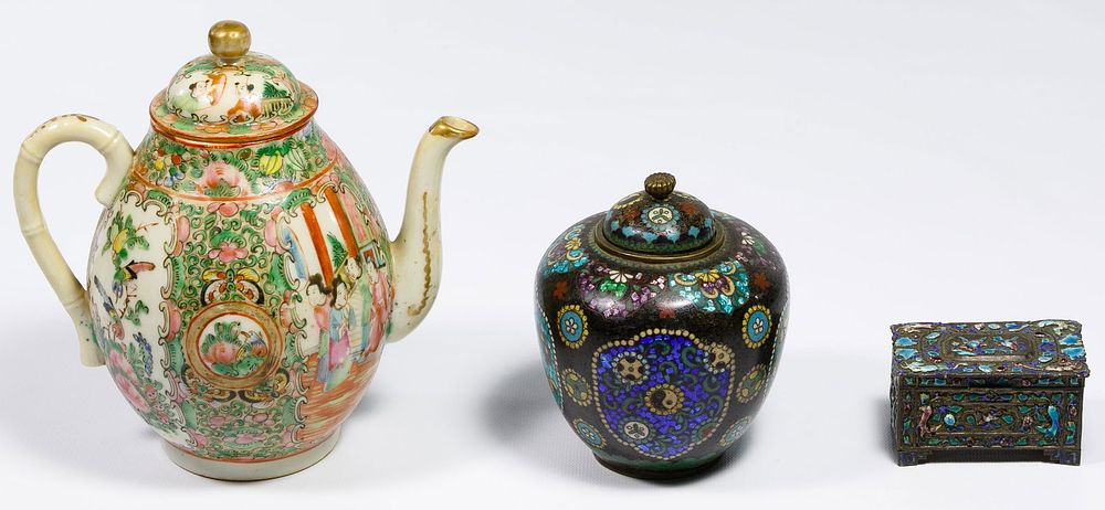 Lot 205: Asian Decorative Object Assortment