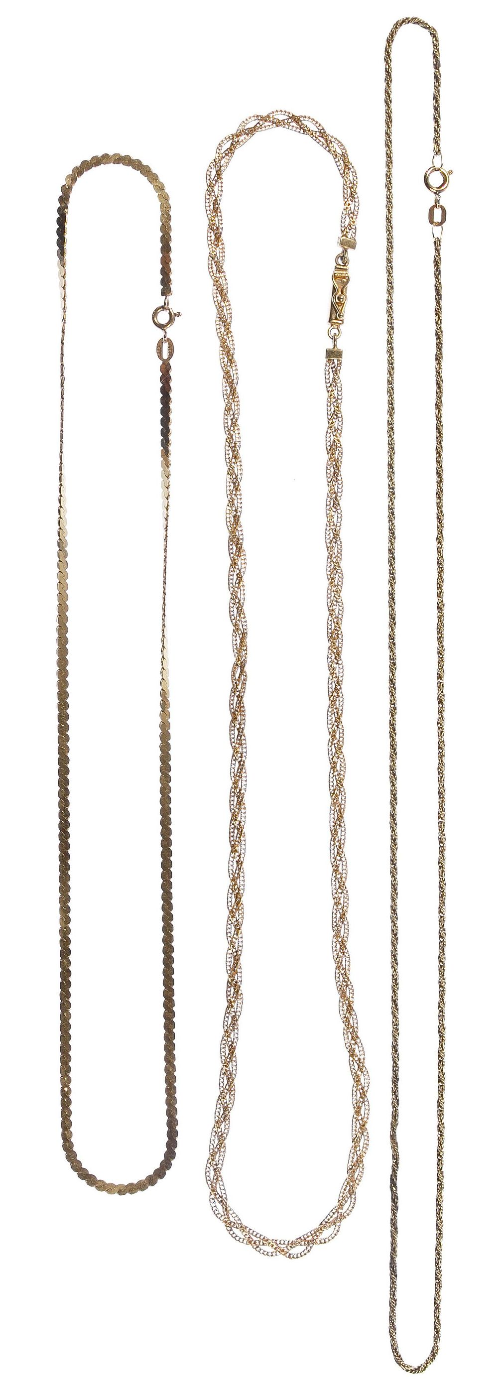 Lot 261: 14k Gold Necklace Assortment
