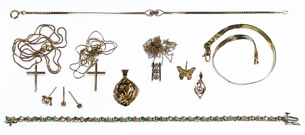 Lot 278: 14k Gold Jewelry Assortment