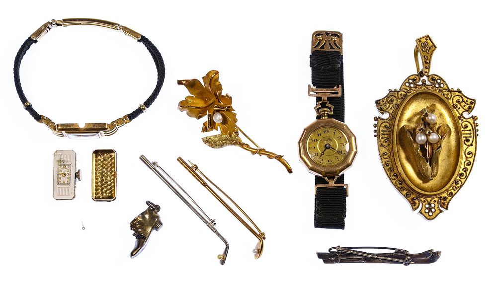 Lot 294: 14k Gold Jewelry Assortment