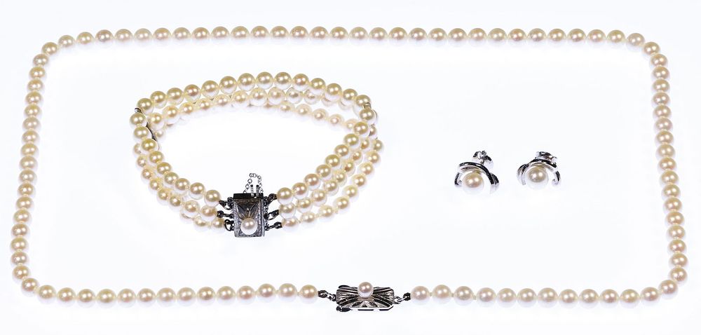 Lot 304: Mikimoto Pearl Jewelry Assortment