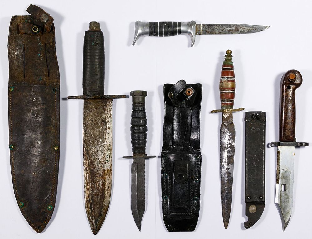 Lot 486: Knife and Dagger Assortment