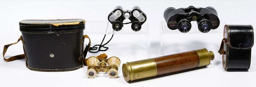 Lot 538: Optical Instruments Assortment