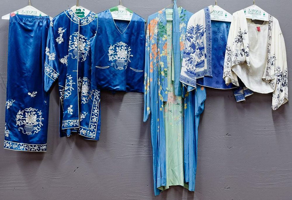 Lot 541: Asian Style Women's Silk Assortment