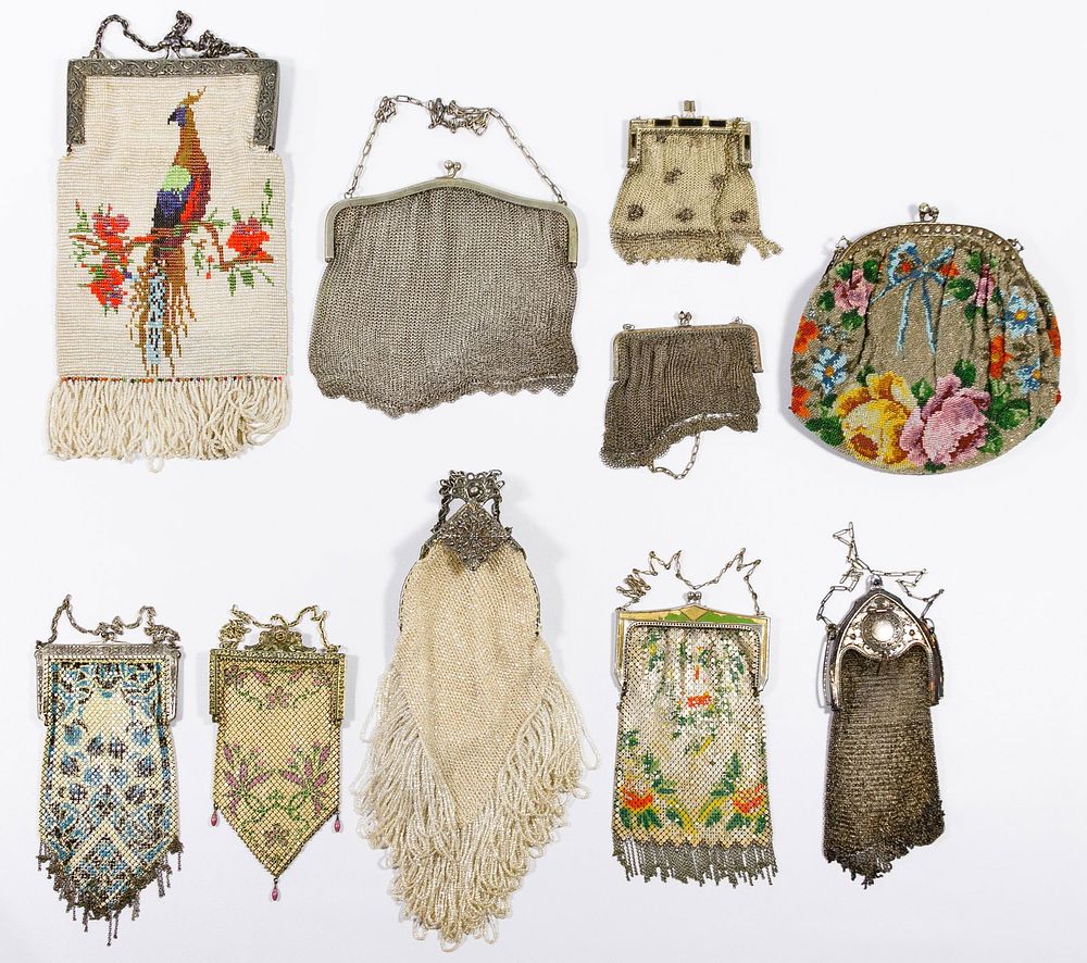 Lot 552: Beaded and Mesh Purse Assortment