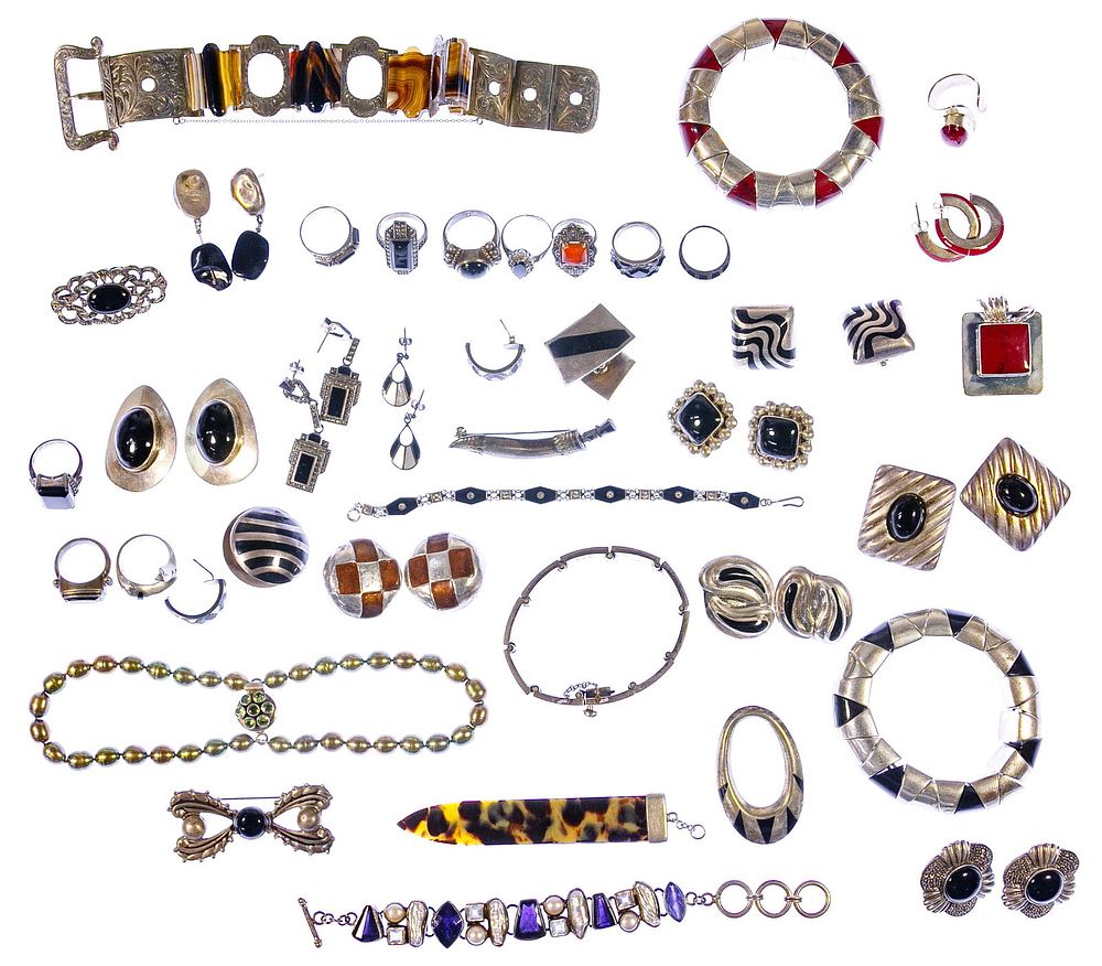 Lot 602: Sterling Silver Jewelry Assortment