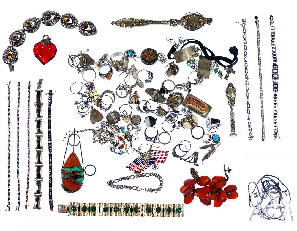 Lot 608: Sterling Silver Jewelry Assortment