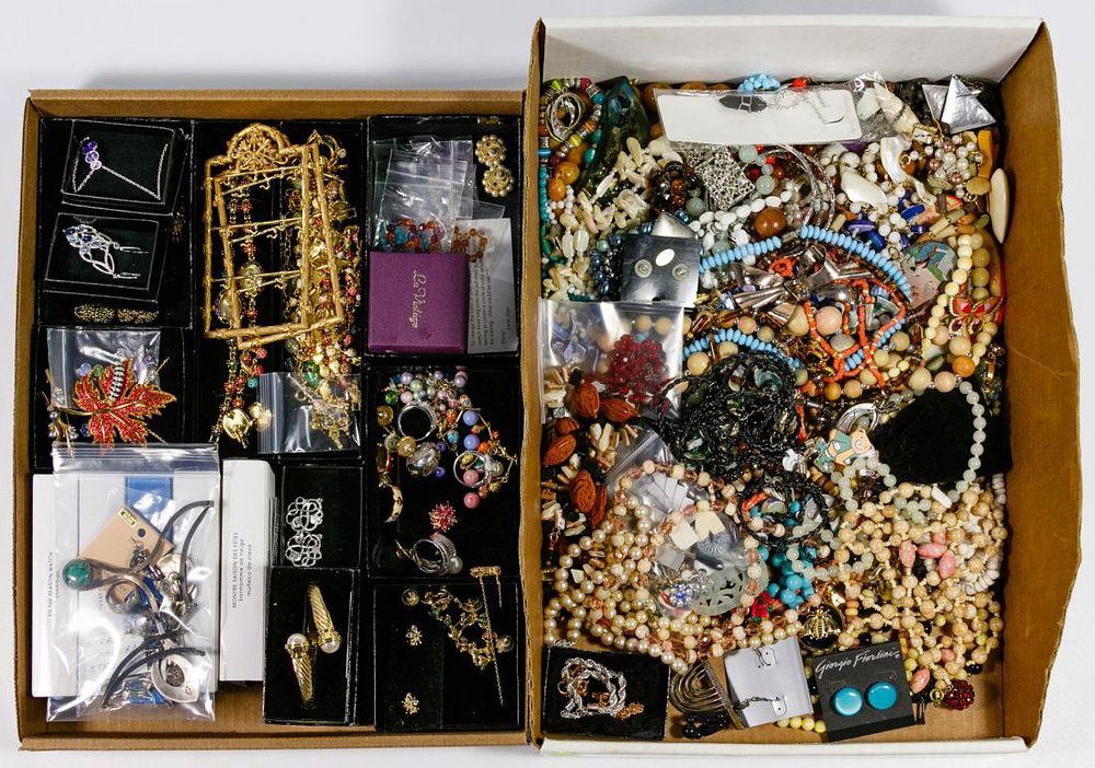 Lot 610: Sterling Silver Jewelry Assortment