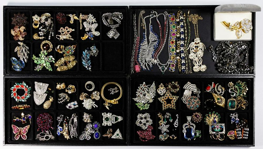 Lot 614: Color Rhinestone Jewelry Assortment
