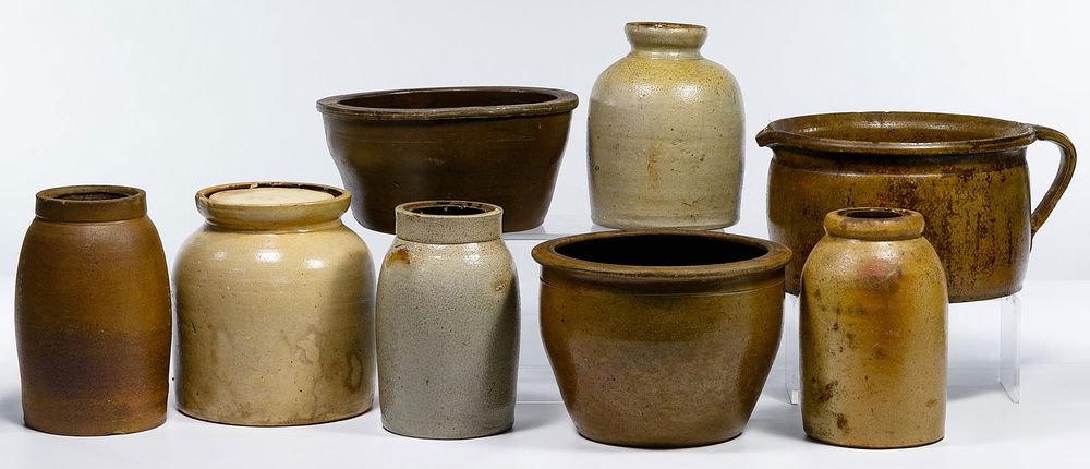 Lot 667: Stoneware Assortment