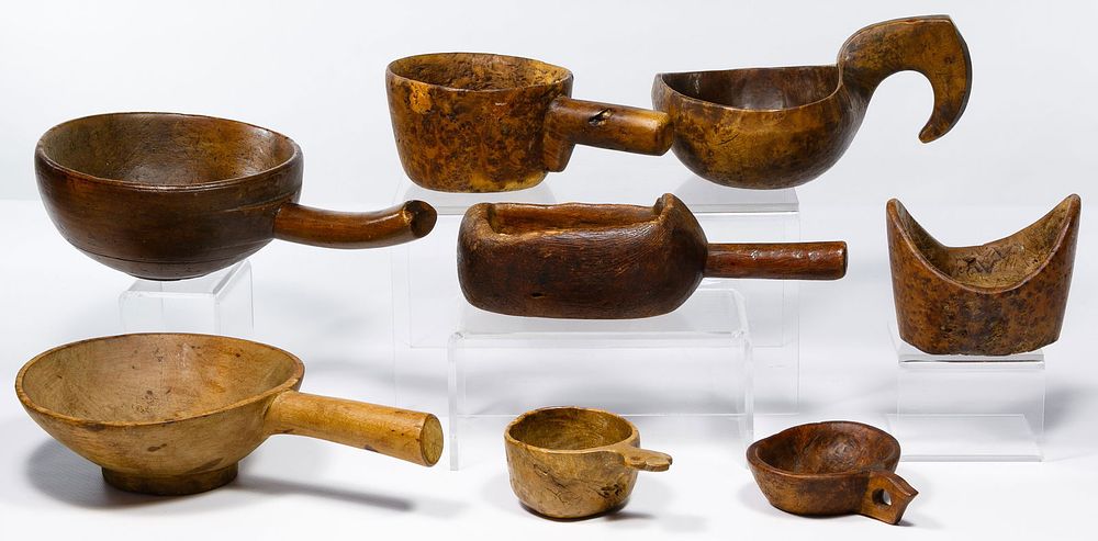 Lot 730: Wood Grain Scoop Assortment