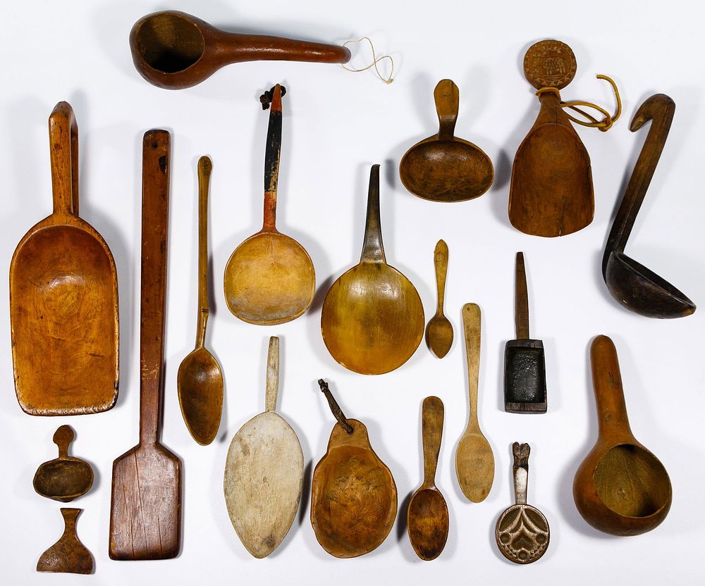 Lot 731: Wood Ladle and Scoop Assortment