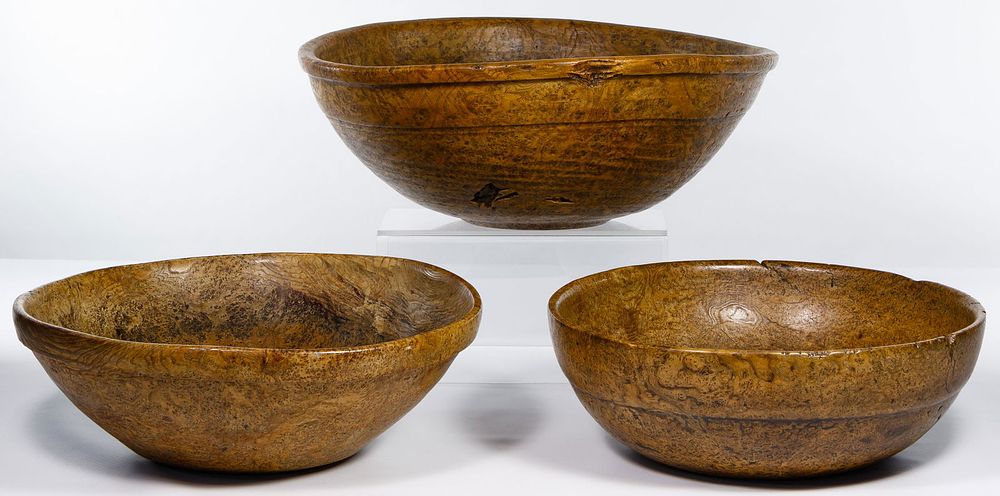 Lot 739: Burl Wood Bowl Assortment