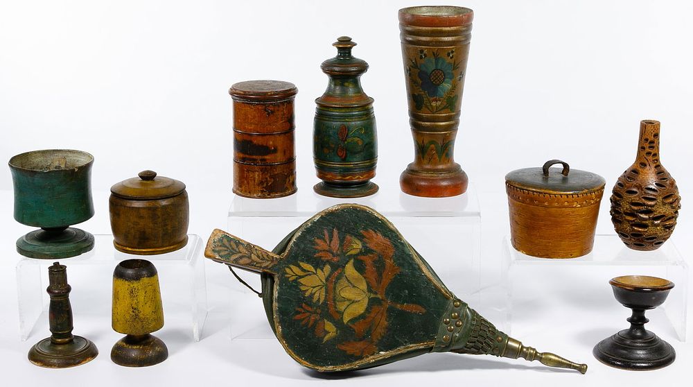 Lot 750: Painted Turned Treen Assortment