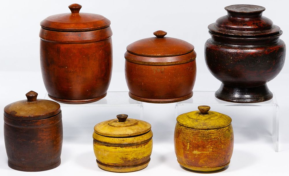 Lot 753: Primitive Painted Container Assortment