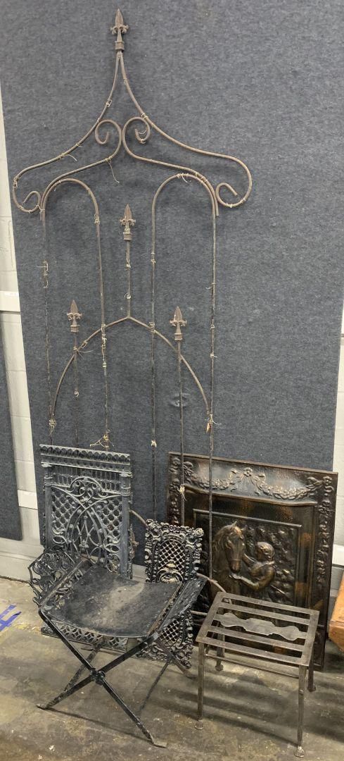 Lot 771: Metalwork Assortment