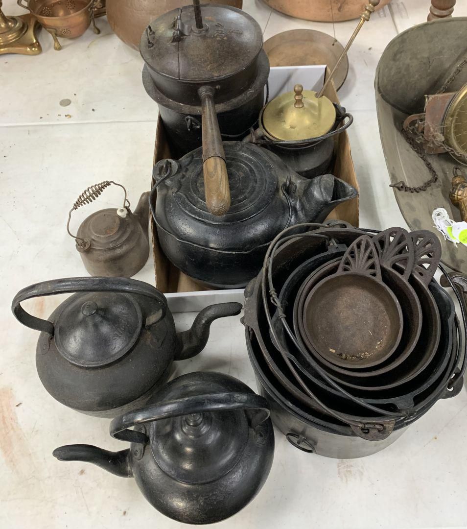 Lot 780: Primitive Cast Iron Assortment