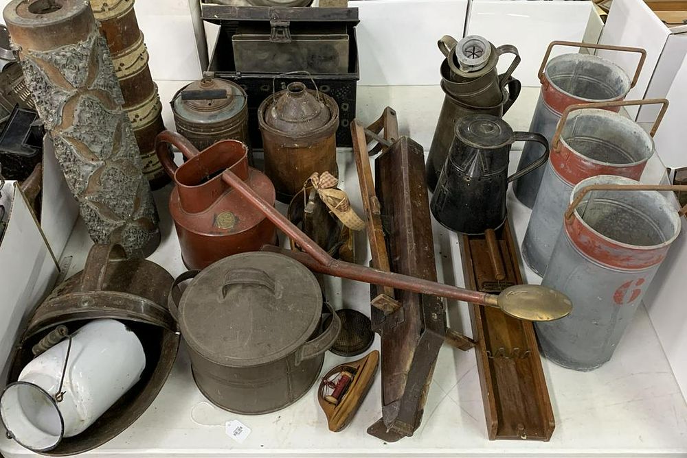 Lot 788: Primitive Object Assortment