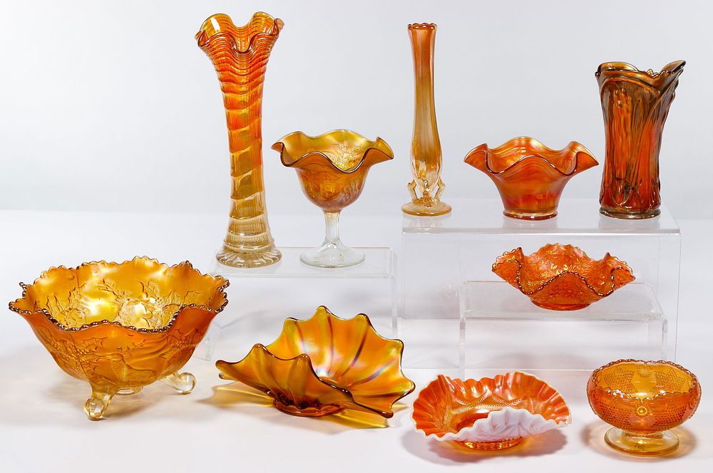 Lot 207: Carnival Glass Assortment