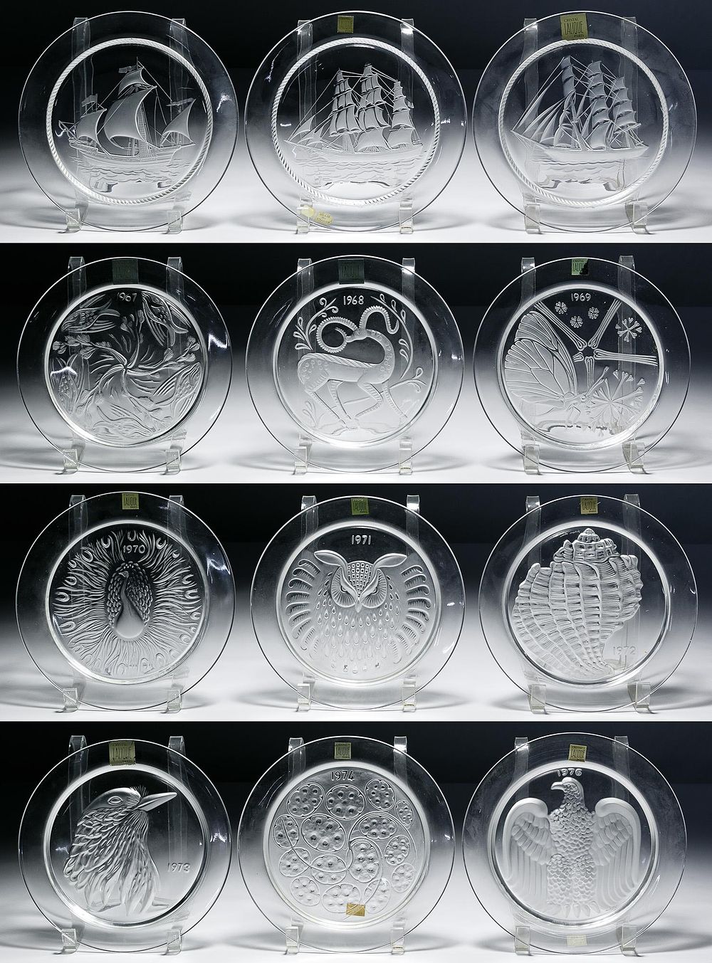 Lot 216: Lalique Crystal Plate Assortment