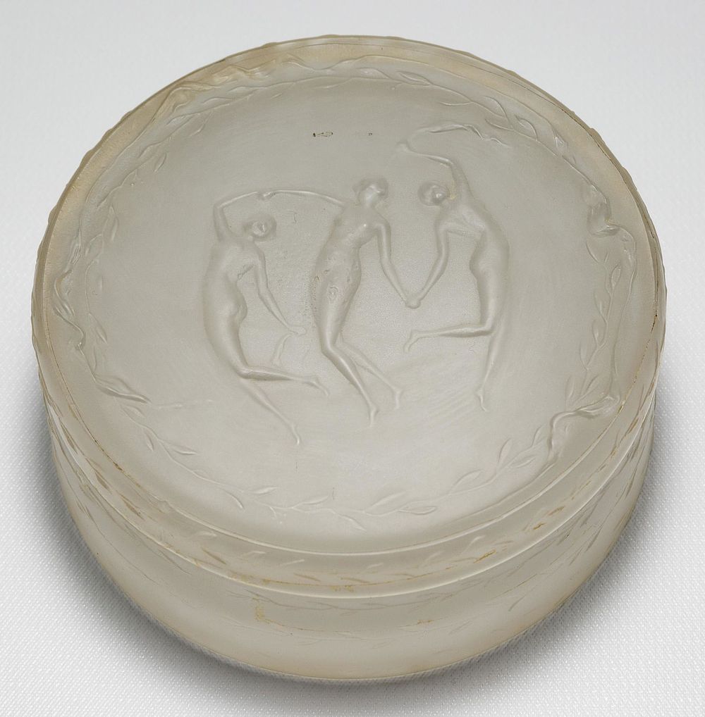 Lot 217: R Lalique for D'Orsay Crystal Powder Box