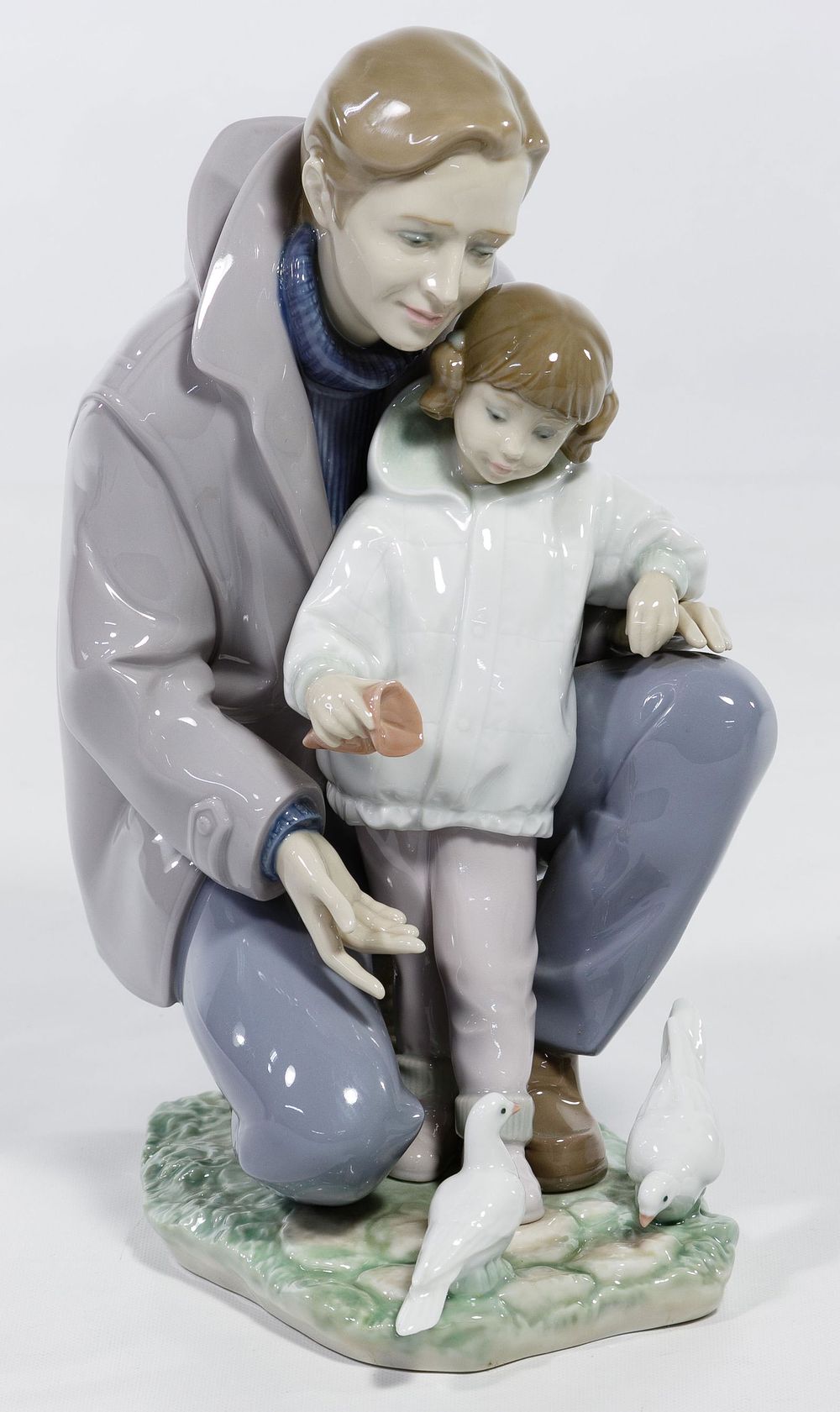 Lot 267: Lladro #6793 'A Day with Dad' Figurine