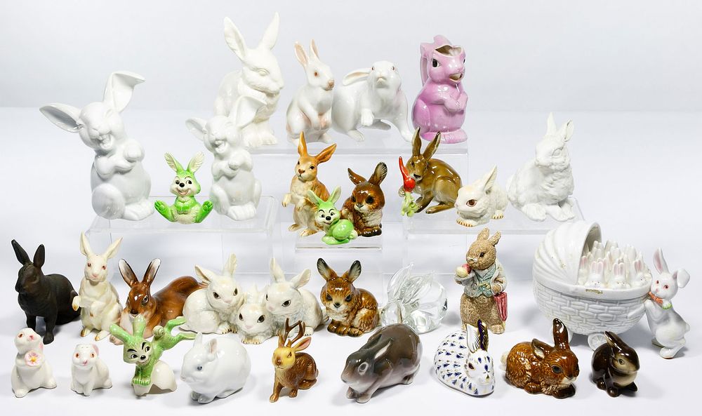 Lot 272: Porcelain and Ceramic Rabbit Assortment