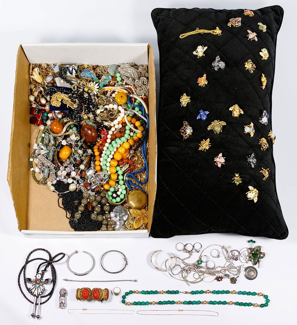 Lot 347: Gold, Sterling Silver and Costume Jewelry Assortment