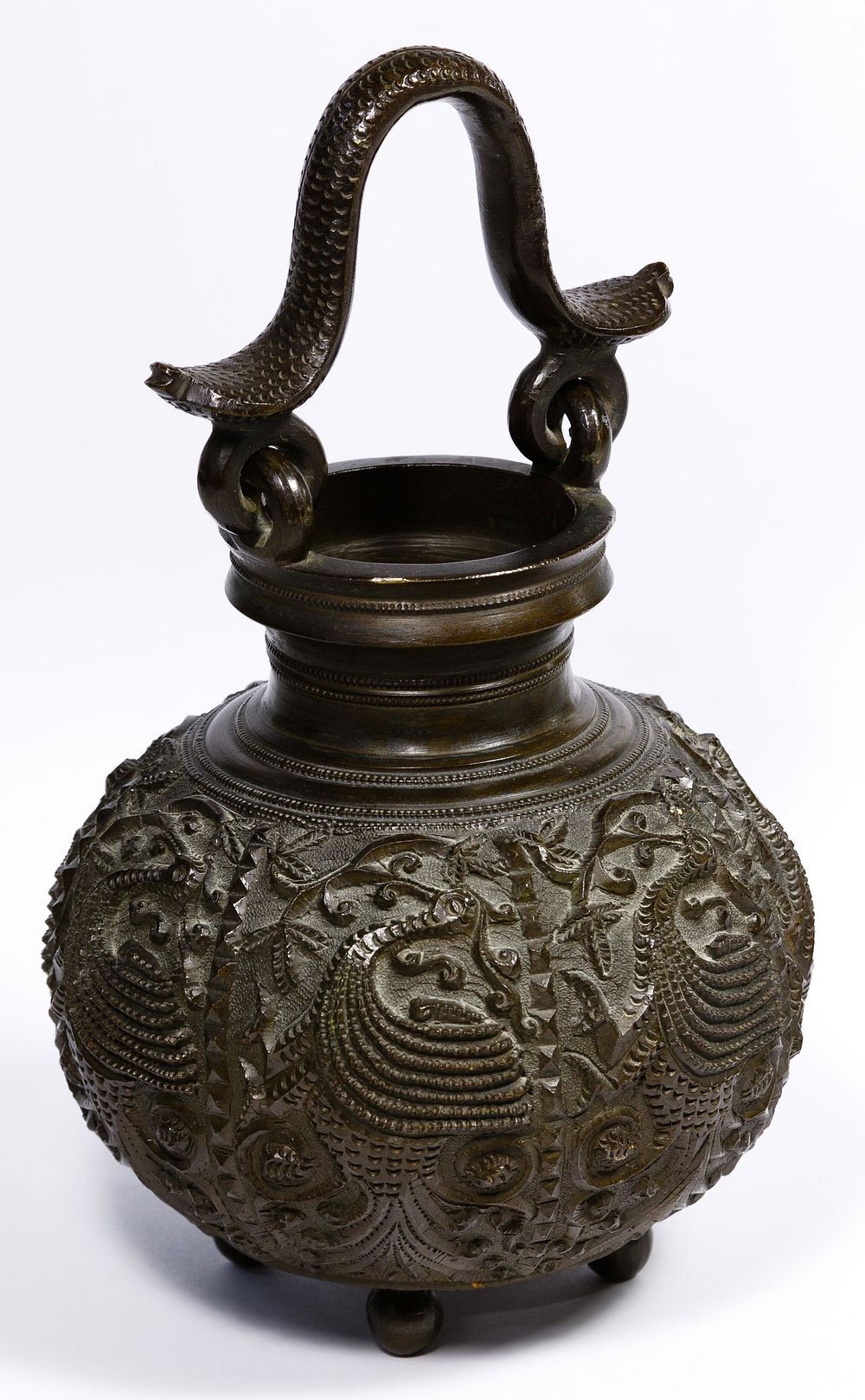 Lot 364: Asian Bronze Vessel