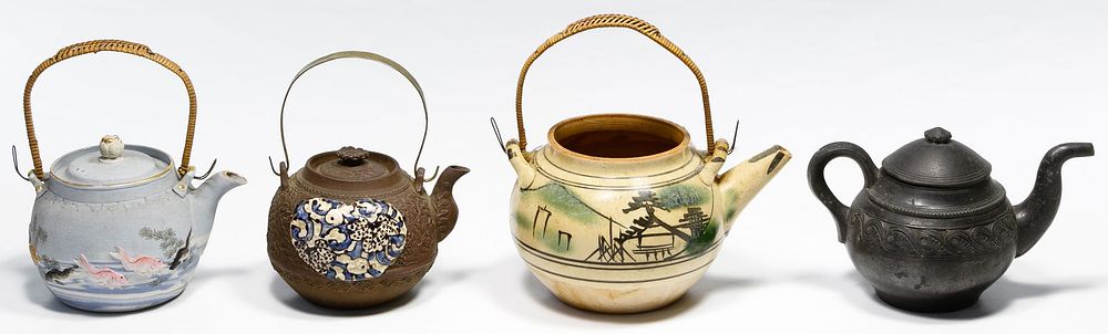 Lot 393: Asian Teapot Assortment