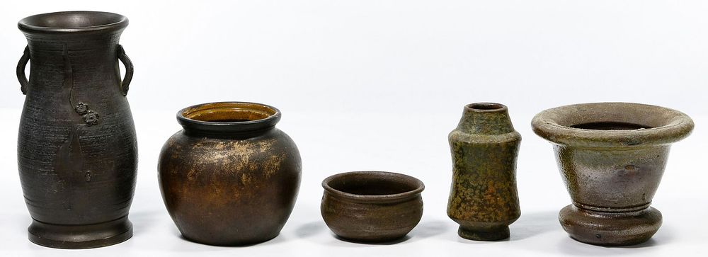Lot 428: Japanese Bizen Pottery Assortment