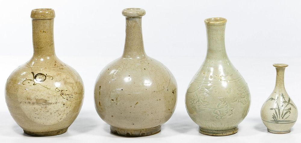 Lot 464: Japanese Sake Bottle Assortment