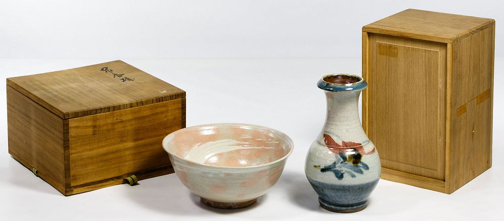 Lot 472: Japanese Studio Pottery Assortment