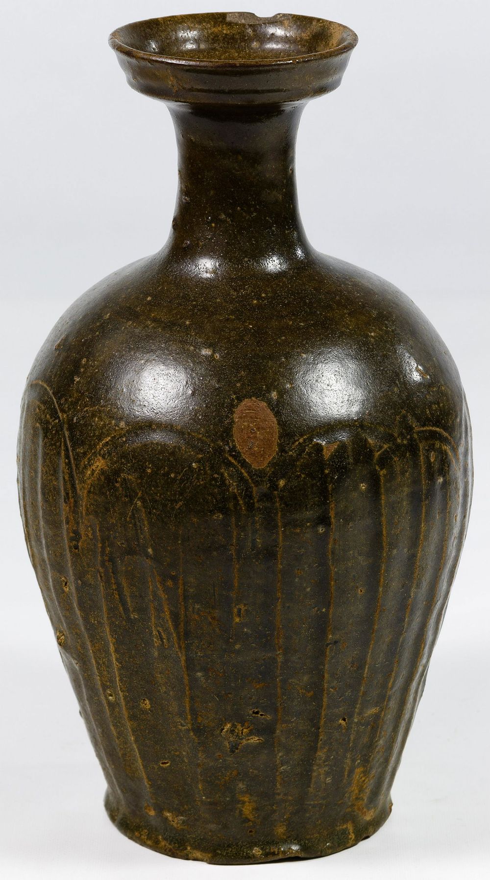 Lot 491: Korean Cup Mouth Carved Bottle Vase