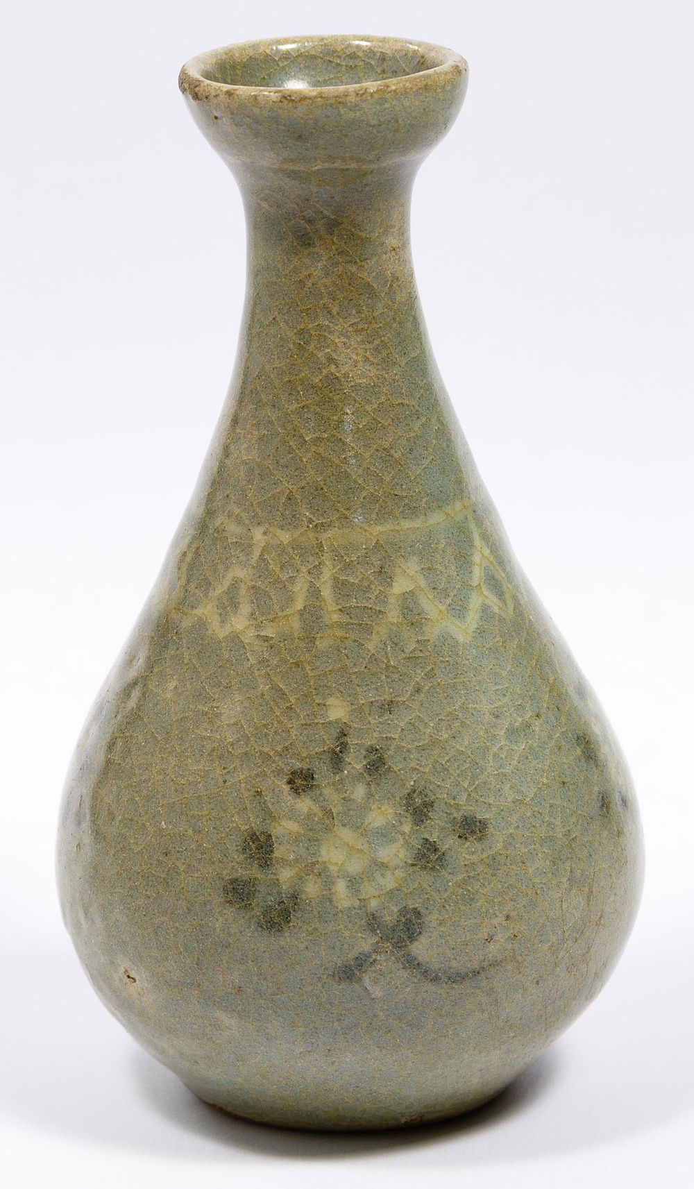Lot 494: Korean Goryeo Inlaid Celadon Bottle