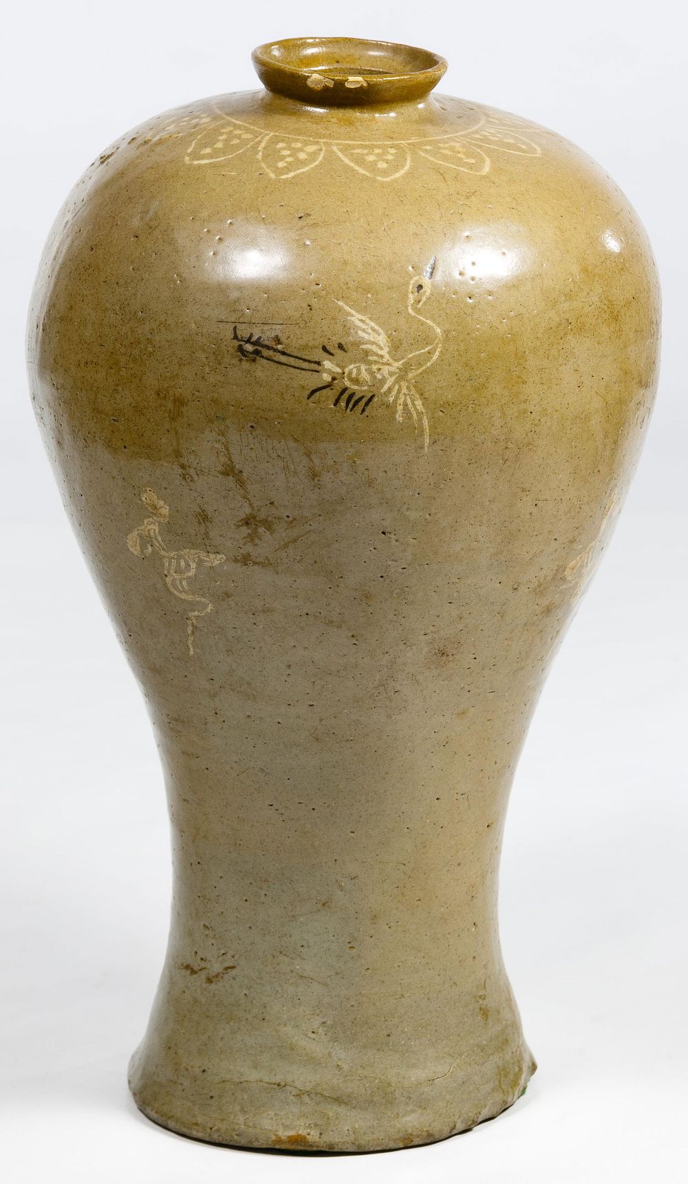 Lot 495: Korean Goryeo Maebyeong Plum Vase
