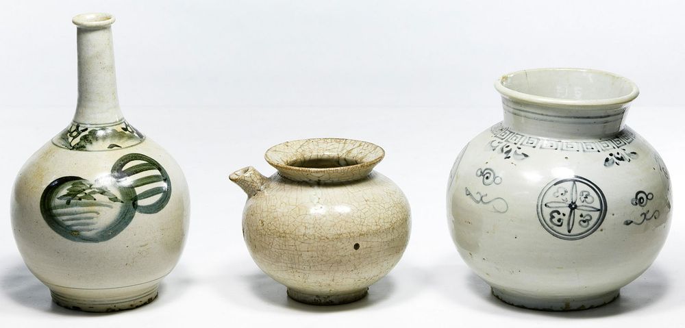 Lot 497: Korean Joseon Blue on White Assortment
