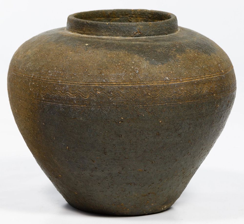 Lot 502: Korean Silla Dynasty Jar