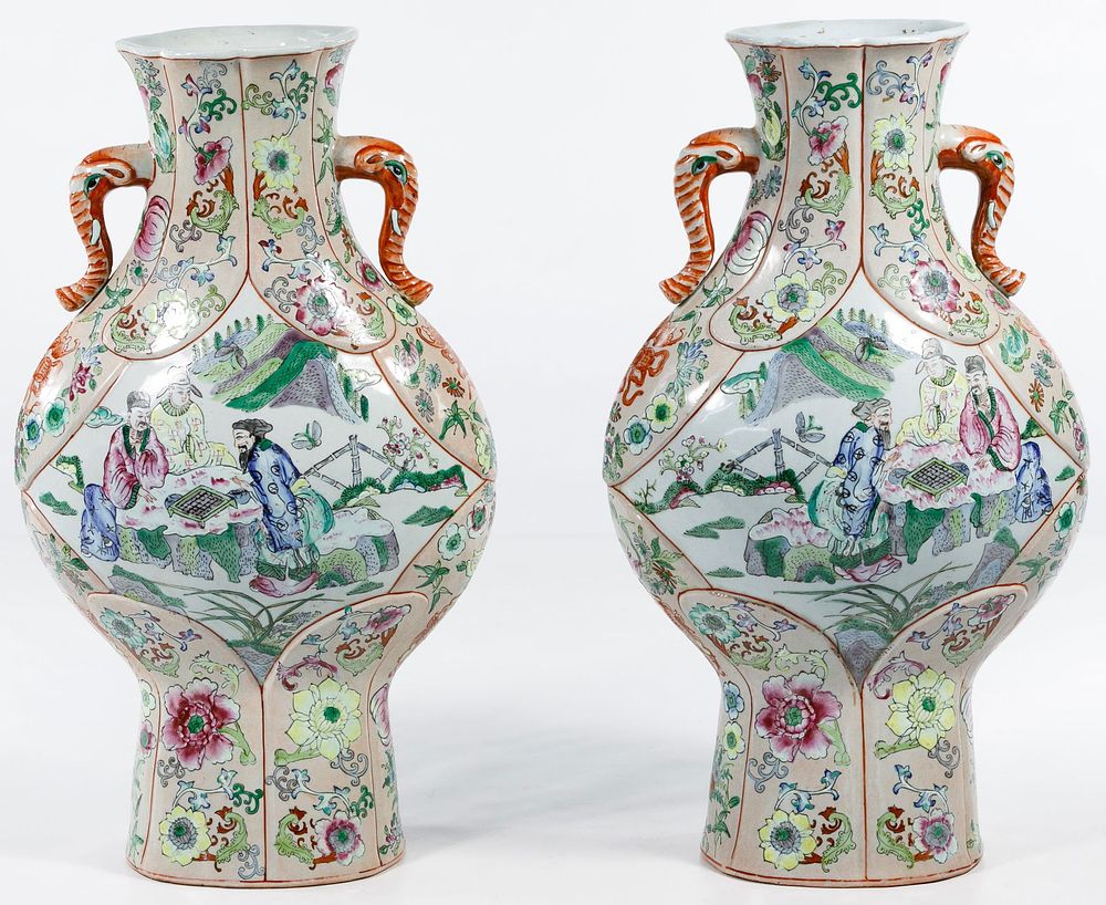 Lot 172: Asian Footed Vases