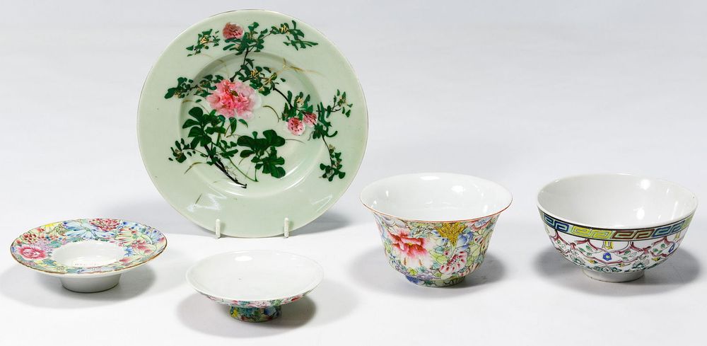 Lot 179: Asian Porcelain Serving Ware Assortment