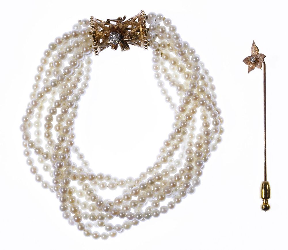 Lot 236: 14k Gold, Pearl and Diamond Jewelry Assortment
