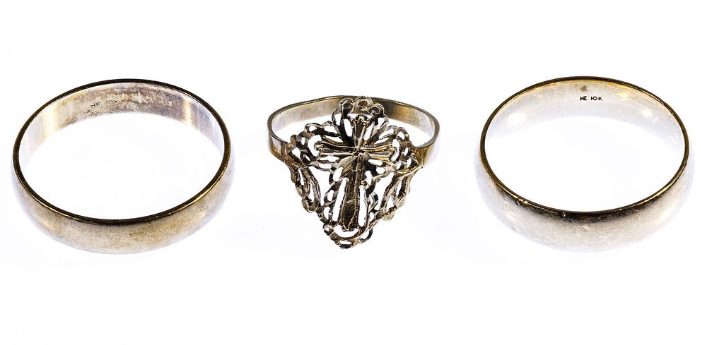 Lot 245: 10k Gold Ring Assortment