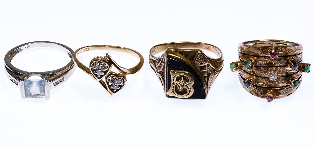 Lot 247: 10k Gold Ring Assortment